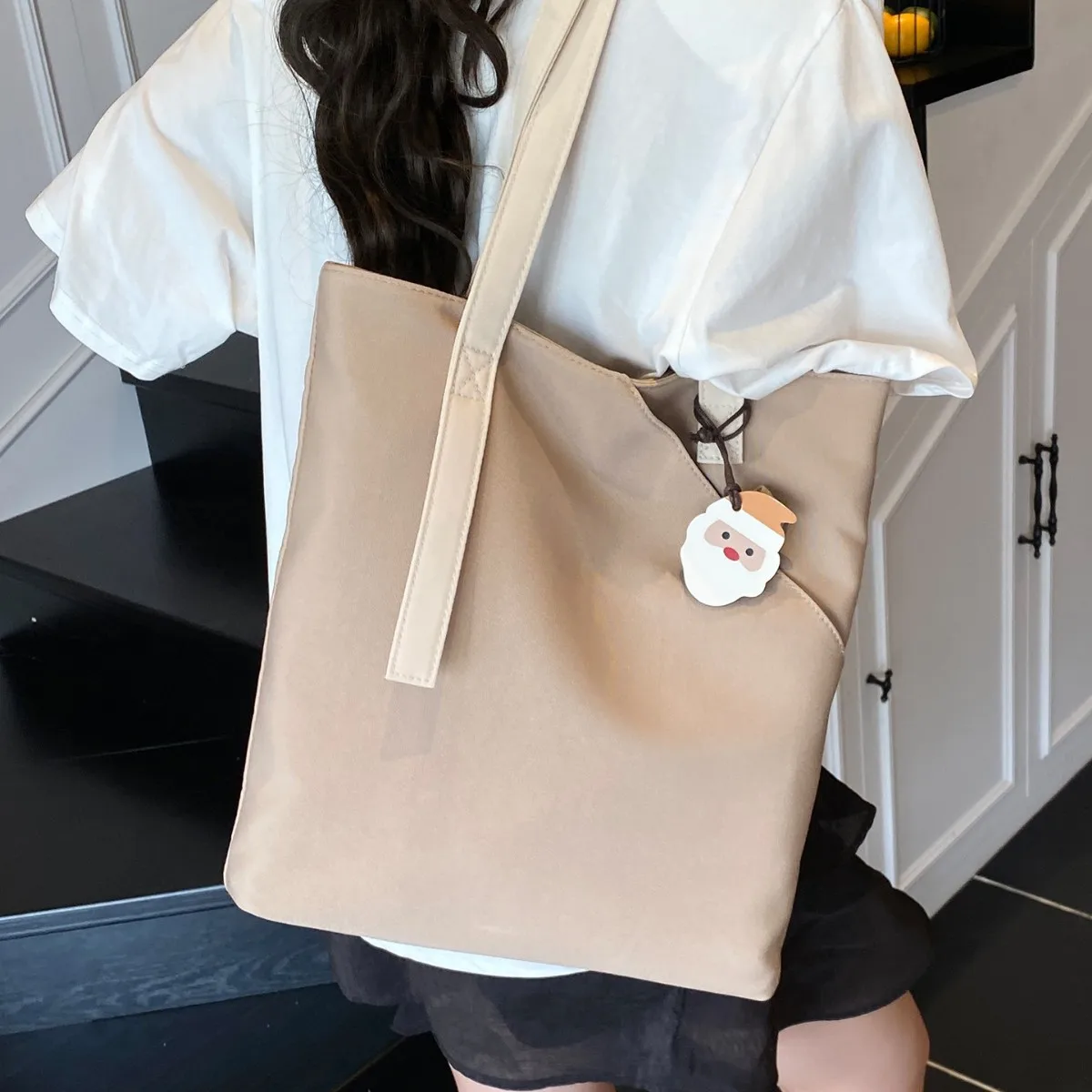 

2025 Stylish Canvas Tote Bag for Women Minimalist Shoulder Crossbody Purse Fashionable Handbag