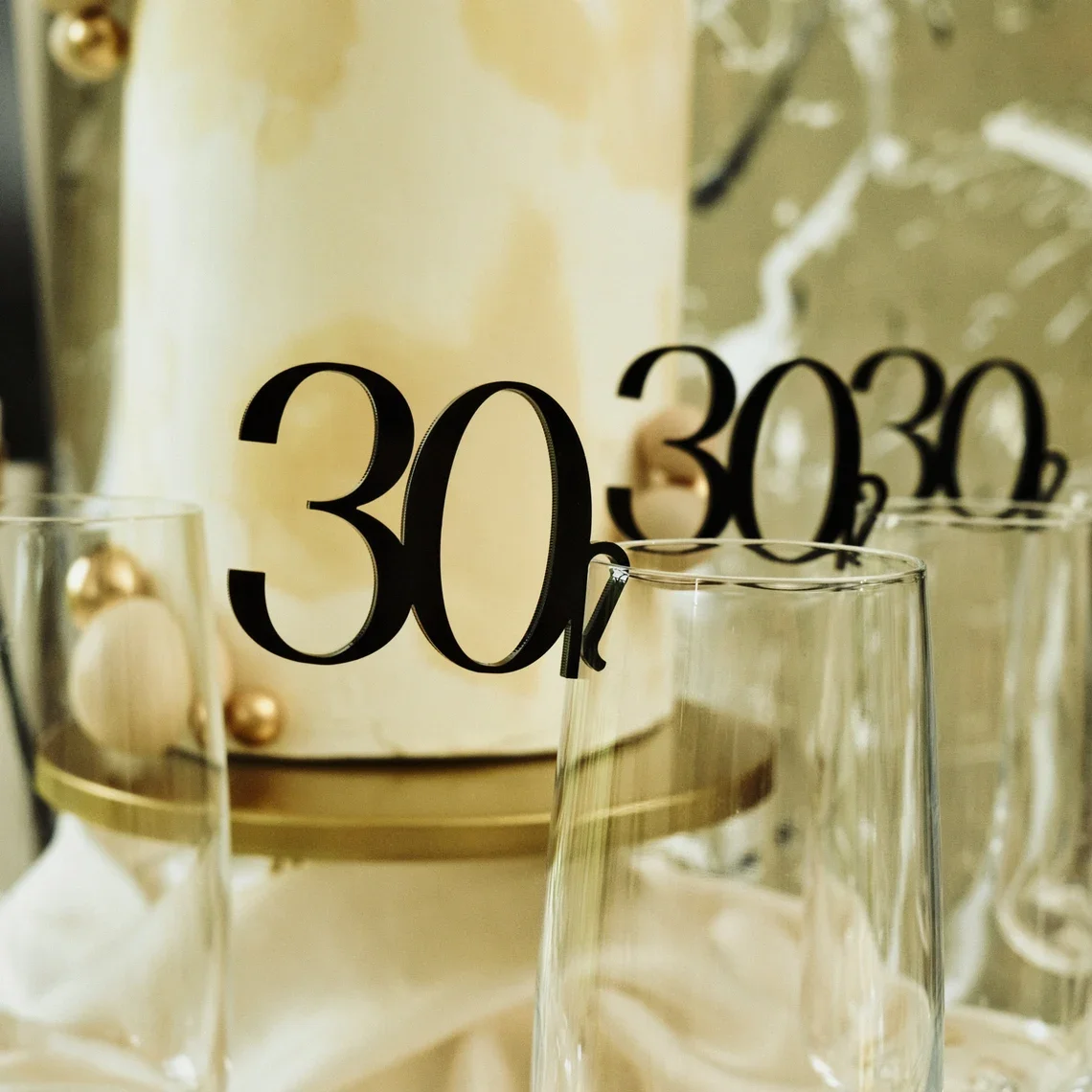

Personalised Drink Toppers Birthday Decorations Acrylic Drink Tags Drink Stirrer Alternative Glass Wine Charms Cocktail Toppers