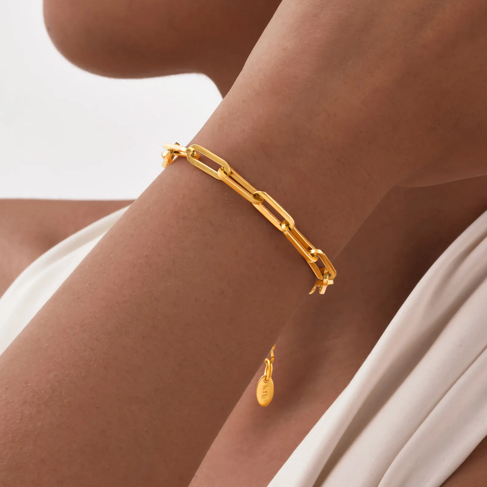 Retro Geometric Bra…