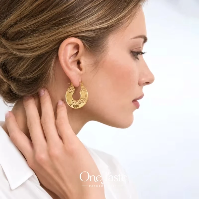 Golden Plated Brushed Delicate Hollow Big Hoop Earrings Women Dainty Unique Fashion Jewelry Statement Earrings 925 Silver Post