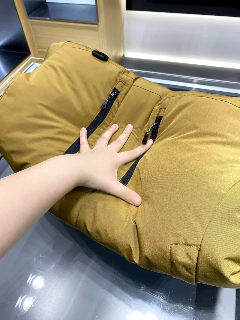 الشمال الراقية الرجال المحملة نسيج مقاوم للرياح الدافئة القطن Jaet شتاء جديد Faionable الشباب فضفاضة تناسب سستة الديكور