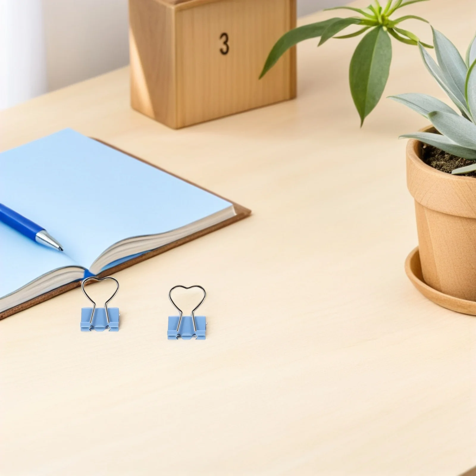 

24 Pcs Love Dovetail Clip Heart Paper Clips Office Supply Book Heart-shaped Paperclip Binder Document Elliot Folder