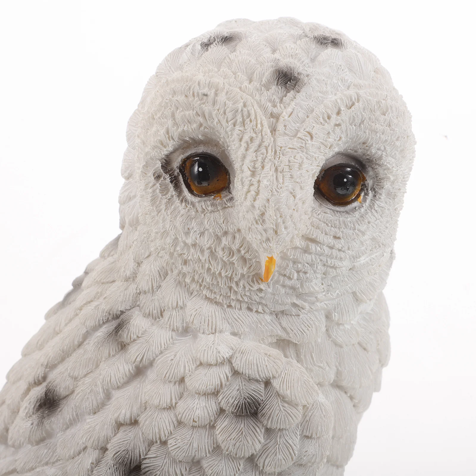 2Pcs Lifelike Artificial Owl Decor Resin Craft Ornament for Patio Yard Unique Design Appeal Minimal Maintenance