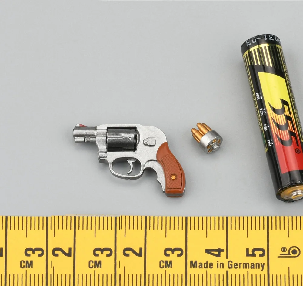 1/6 DAMTOYS DAM DMS031 Female Girl Evil Claire Game Character Mini Weapon PVC Material Secondary Weapon Can\'t be Fired Bullet