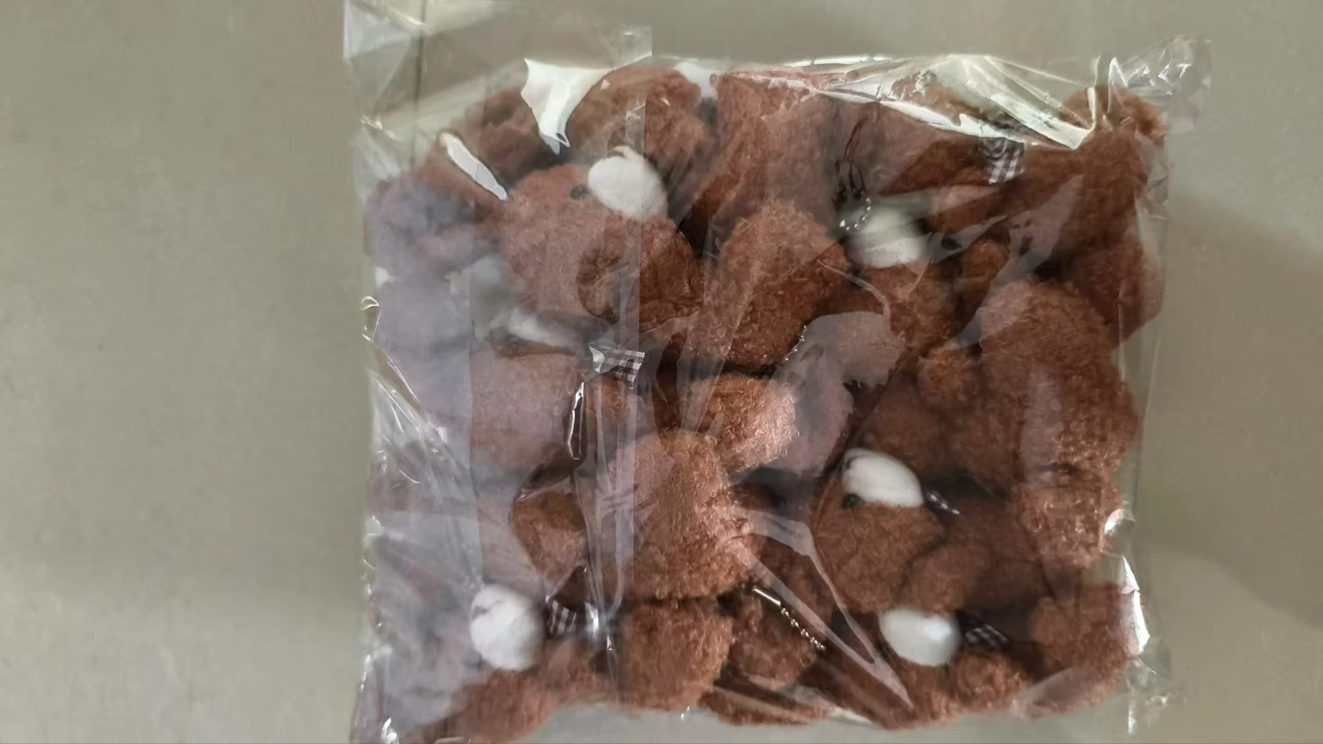 

10Pcs 10cm Cute Mini Soft Stuffed Rabbit Bear Plush Toys Wholesale Party Wedding Teddy Doll Small Pendant Gifts Excluding chains