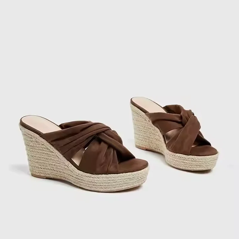 

Тапочки на высоком каблуке на танкетке с перекрестной завязкой, пикантные шлепанцы без шнуровки с острым носком, новые поступления, модная женская обувь