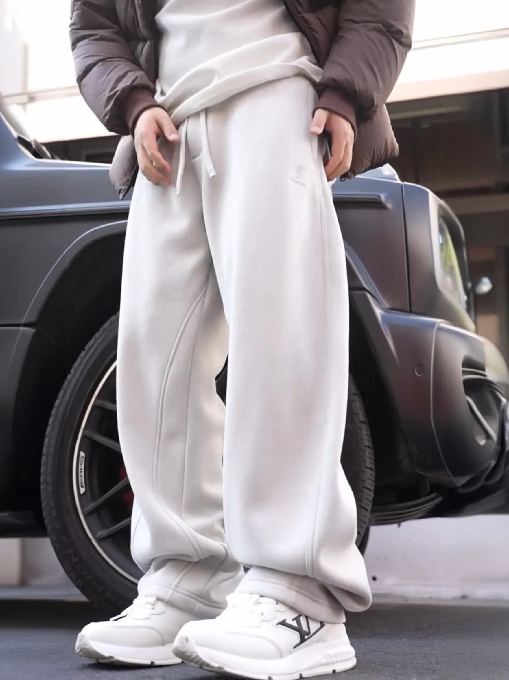 

Мужские зимние утепленные брюки на флисовой подкладке с вышивкой, повседневные спортивные брюки свободного кроя с широкими штанинами, универсальные длинные штаны