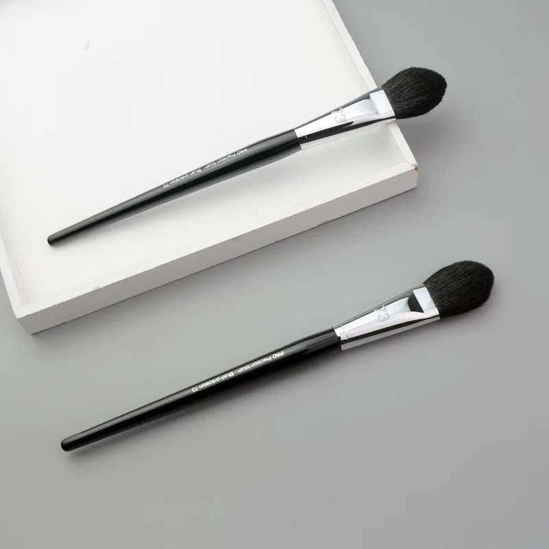 Professional Concealer Makeup Brush Goat Hair No.73 Flat Tongue Shape Pro Presicion Blush Brush Foundation Cosmetic Beauty Tool