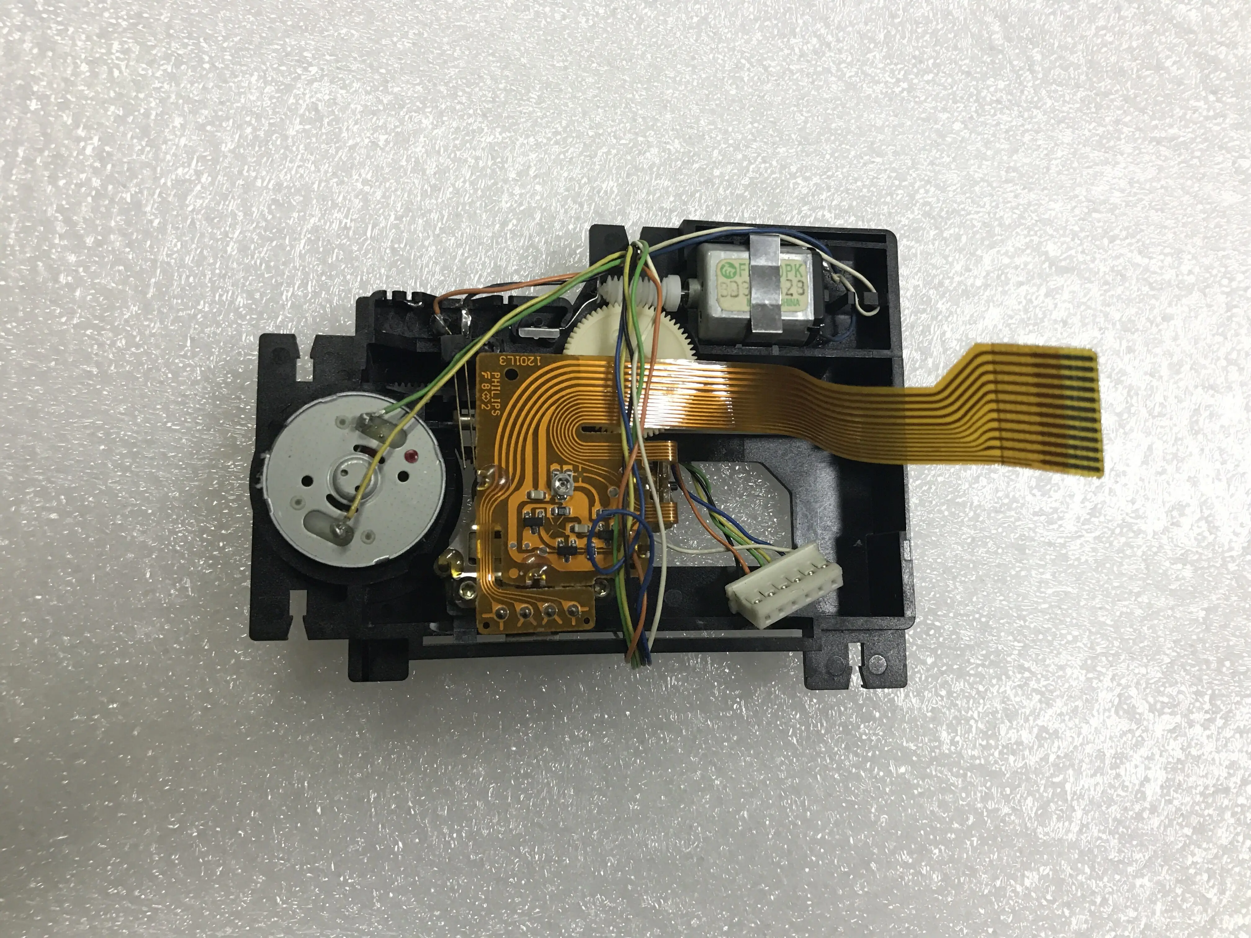 TKSE Laser-Tonabnehmer, CDM12.1 Optische Laserlinse mit Mechanismus VAM1201 VAM1202 TKSE Laser-Tonabnehmer, CDM12.1 Optische Laserlinse mit Mechanismus VAM1201 VAM1202