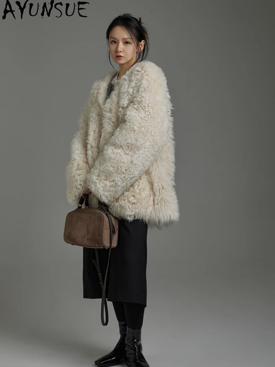 AYUNSUE 천연 양피 모피 코트 여성 중간 길이 진짜 가죽 자켓 여성 겨울 의류 2025 럭셔리 v 넥 Шуба Женская