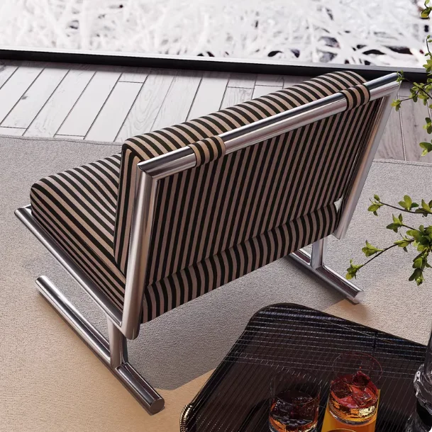 

Итальянское минималистичное кресло-софа из нержавеющей стали с полосатой тканью, дизайнерское кресло для отдыха в гостиной или на балконе в скандинавском стиле.