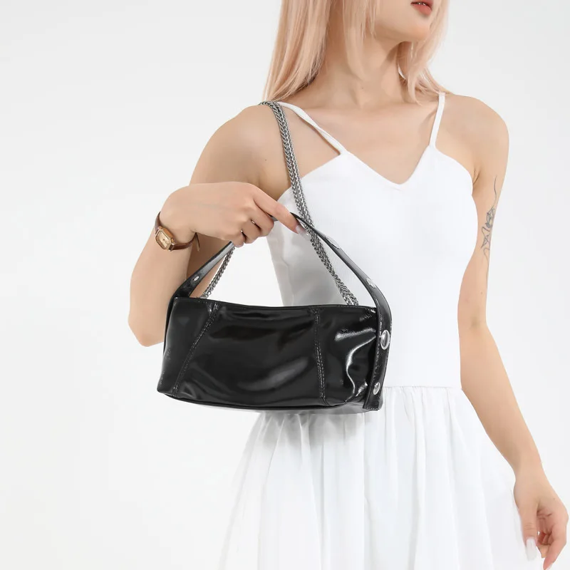 

2025 Waxed Leather Cylinder Bag Underarm Niche Niche Vintage Shoulder Bag, Crossbody for Commute