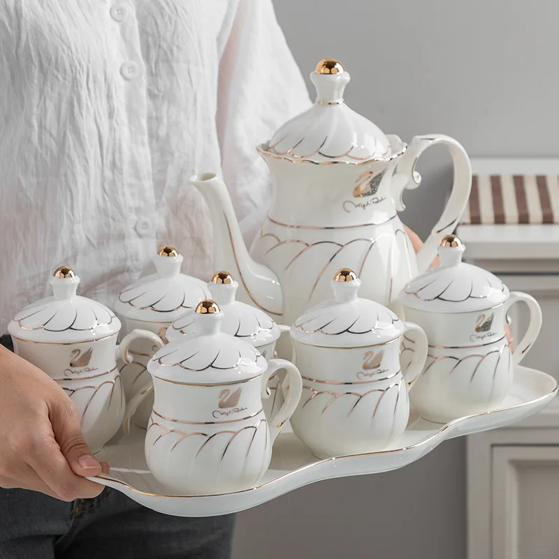 

European White Porcelain Tea Cup Teapot Set Gold Plated Ceramic Coffee Tea Cup Delicate Gift with Tray TeaSet Coffee Mug Decor