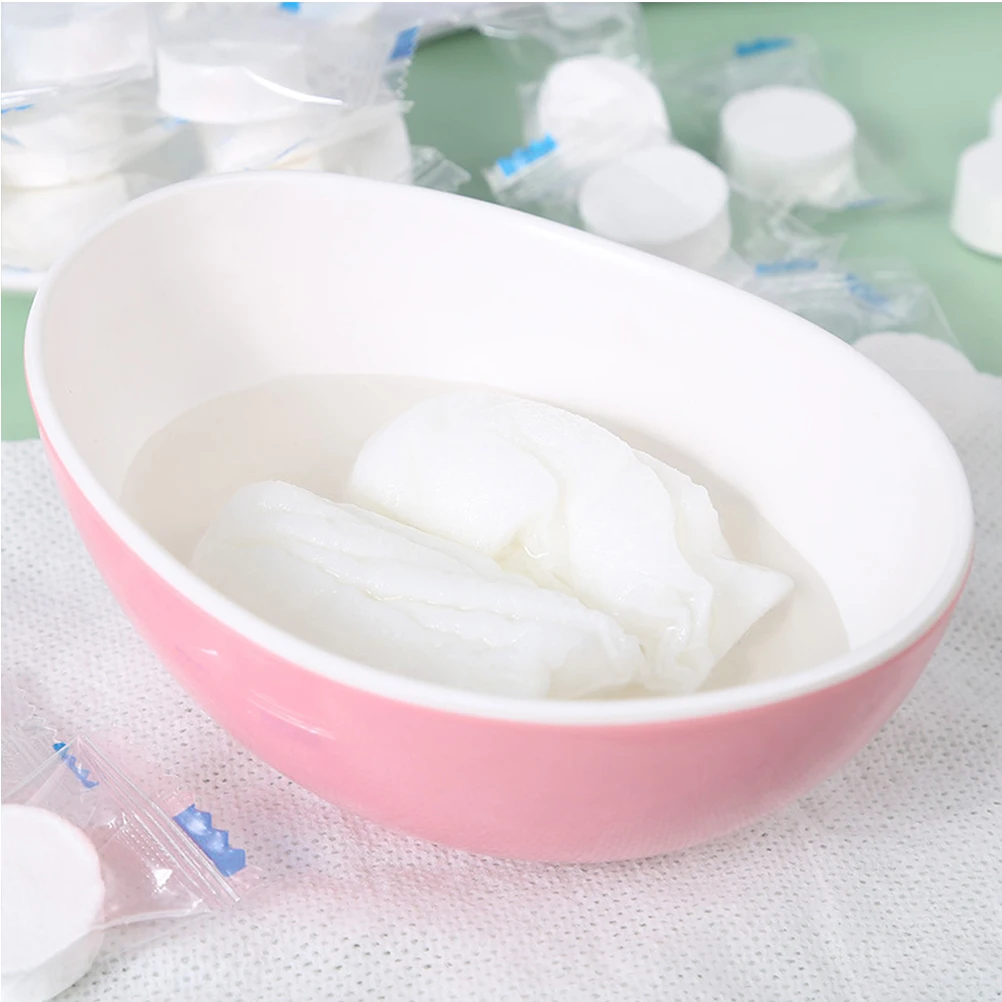 

100Pcs Mini Compressed Towels Disposable Non-Woven Travel Towels Soft Expandable for Hiking Camping Business Trip