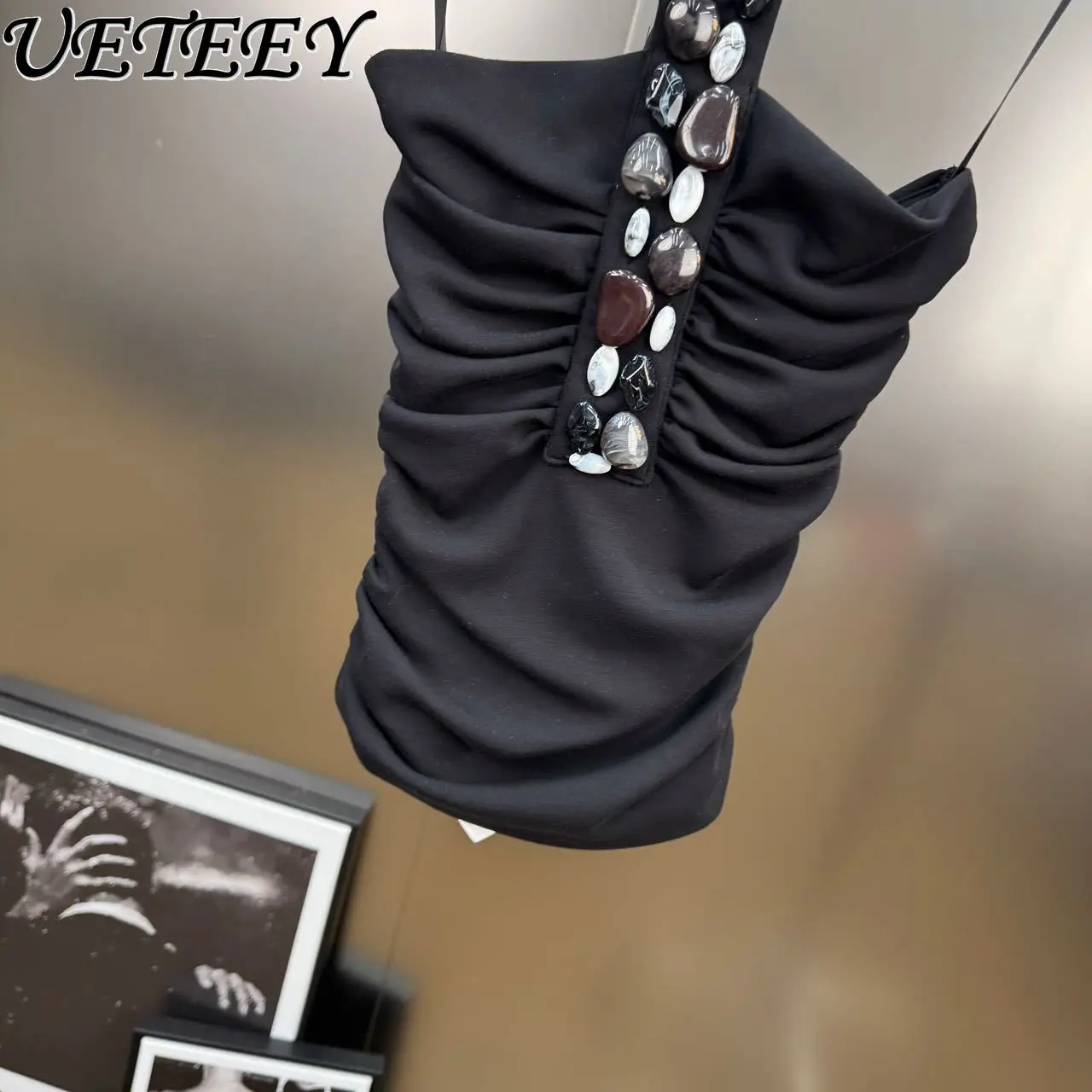 

Осень 2024, новый французский ретро-стиль, декоративный каменный черный топ на бретелях, жилет, женский укороченный топ с лямкой на шее, уличный укороченный топ для ночного клуба