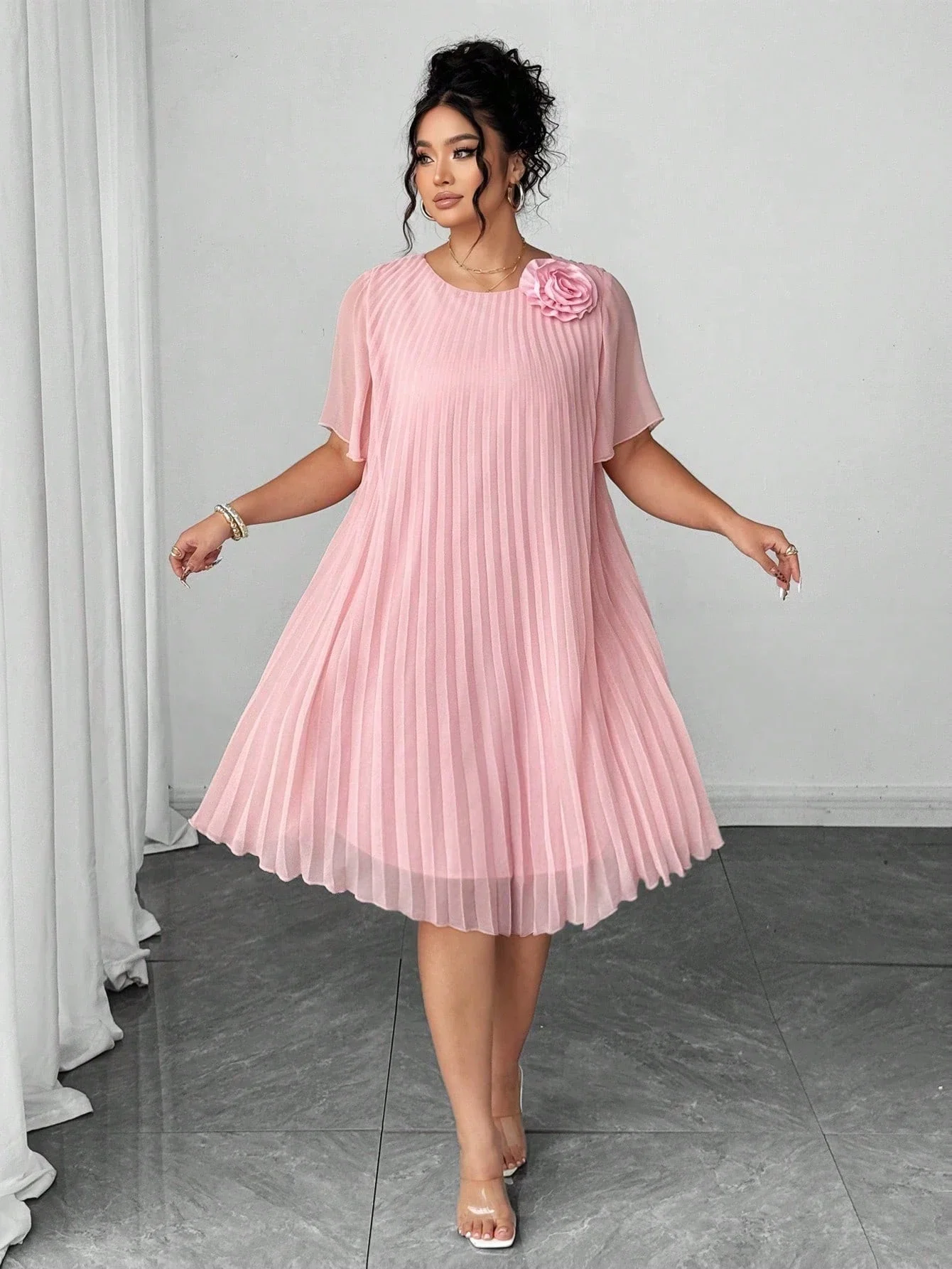 

Plus Size Women Regular Fit Chiffon Pleated Round Neck Short Sleeve Midi Dress Light Pink Spring Summer