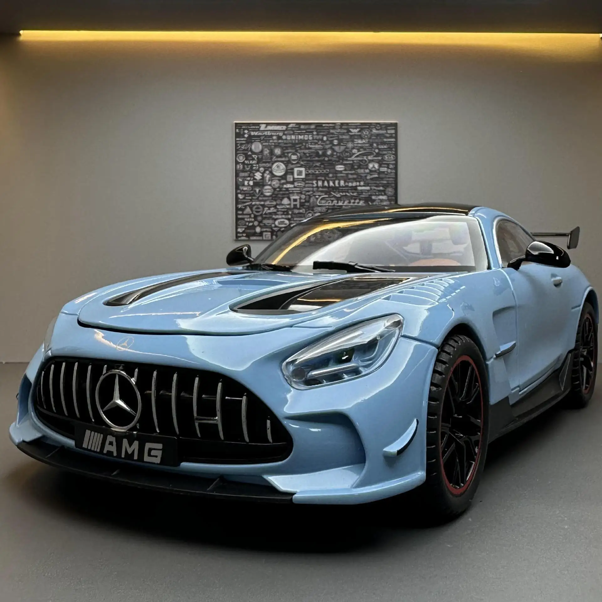

1:18 Mercedes-Benz AMG GT-R Racing Alloy Metal Diecast Car Model Sound & Light Collecting Hobbies Decorative Gifts For kid
