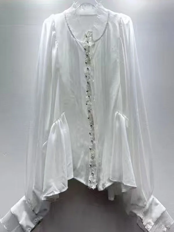 

Faionable Romantic Luxury New 2026 irt Loose Fit Long Sve Button Detail Lace Trimmed Splicing Design Age Defng Top