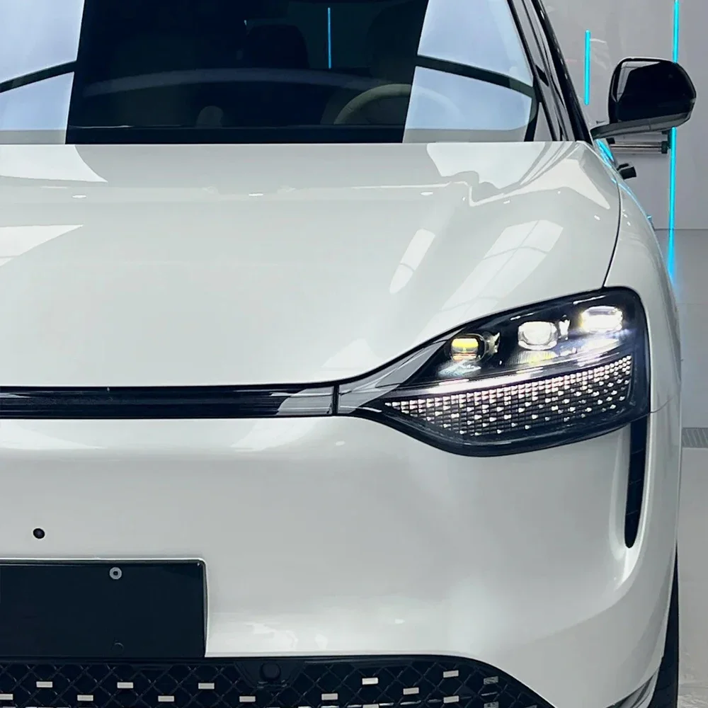 

Car Sticker PET Glossy Pearl Shell White Vinyl Auto Tuning Wrap Waterproof Scratch Resistant Motorcycle Car Body Decoration Film