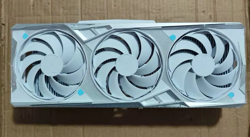 The New Radiator Cooler for ColorFull iGAME RTX4090 RTX4090D Vulcan Video Card white