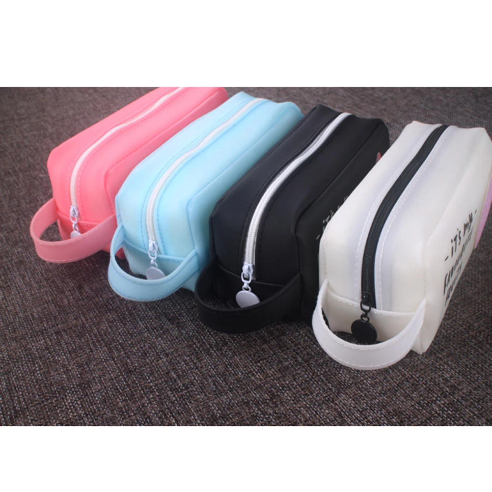 

Strawberry Pattern Silicone Pencil Case Large Capacity Multifunctional Stationery Pouch For Kids Students Cell Phone