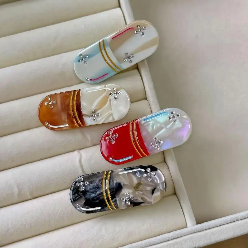 Cartoon-Pillenförmige Entenschnabel-Haarspangen Kreative Trendige Haaraccessoires für Frauen, Teenager und Mädchen für Urlaubs- und Ausflugsoutfits – Detail 3