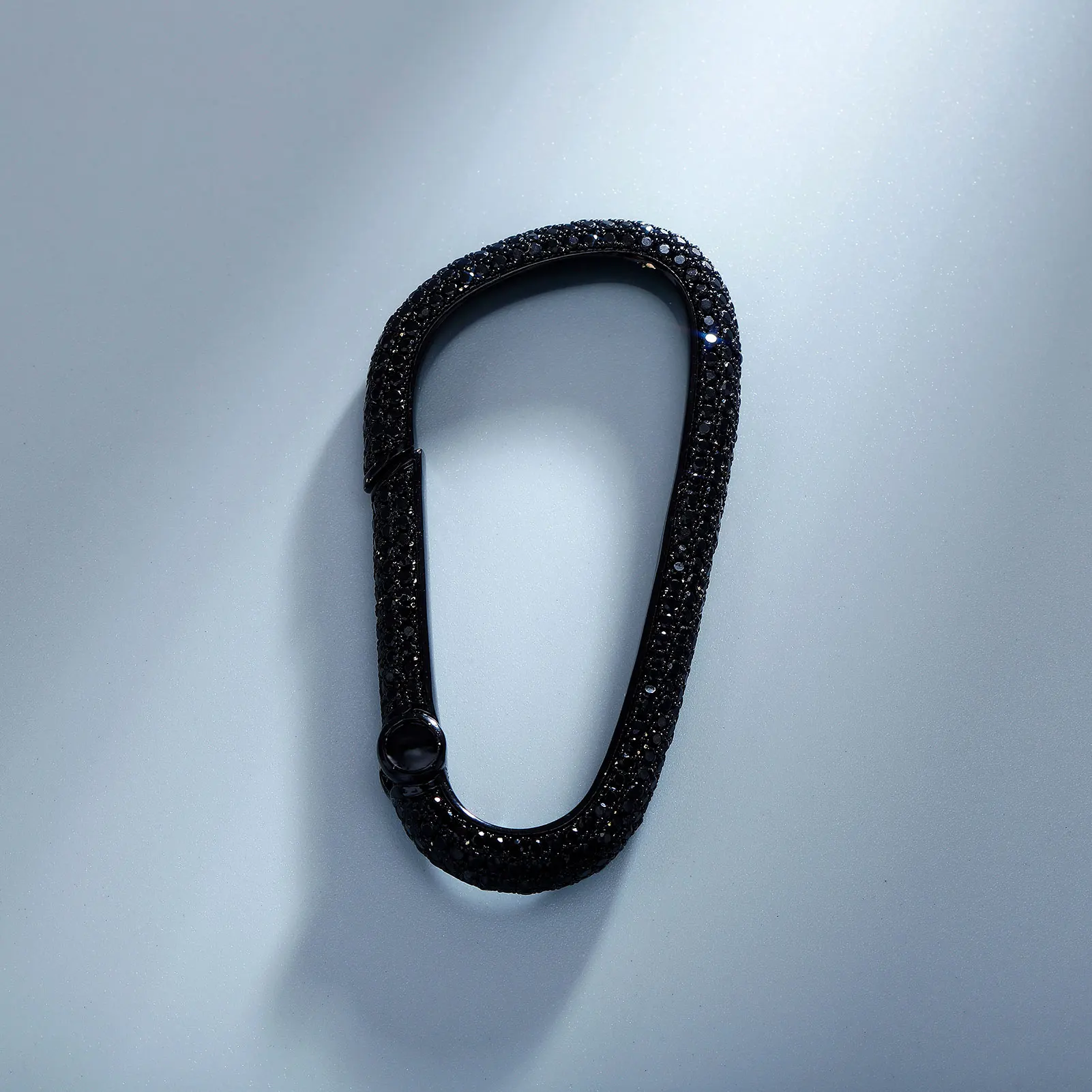 TOPGRILLZ New Iced Out Carabiner Keychain For Men Gold Silver Color Hip Hop Charm Jewelry Solid Copper With 5A CZ Keychain Gifts