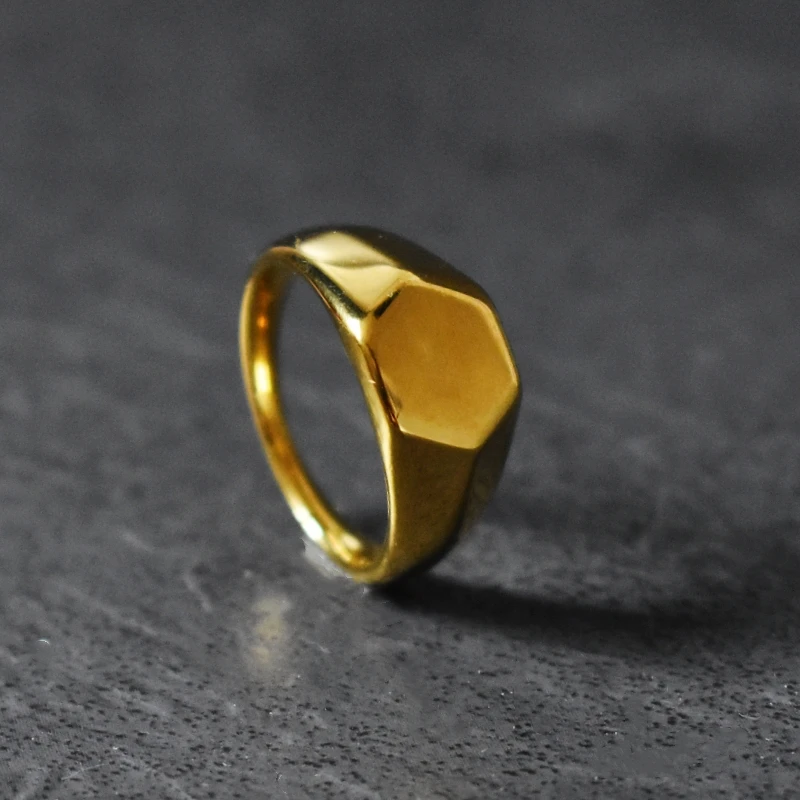 Geometric Stainless Steel Ring - Unisex Modern Design Jewelry for Men & Women - Durable & Hypoallergenic Fashion Accessory