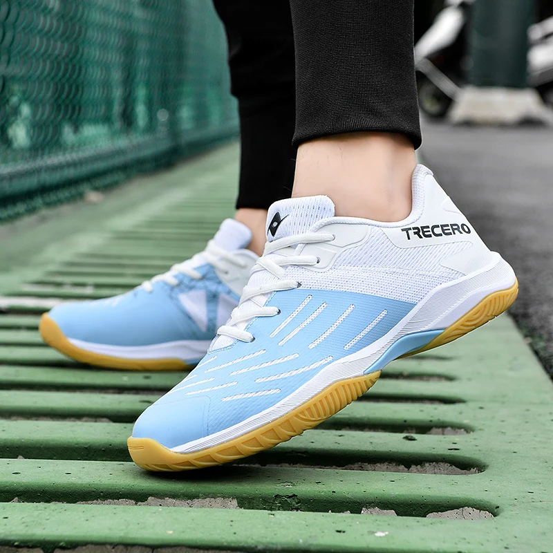 Professional Volleyball Shoes Men's Outdoor Anti Slip Training Badminton Couple Sports Shoes Lightweight Table Tennis Shoe