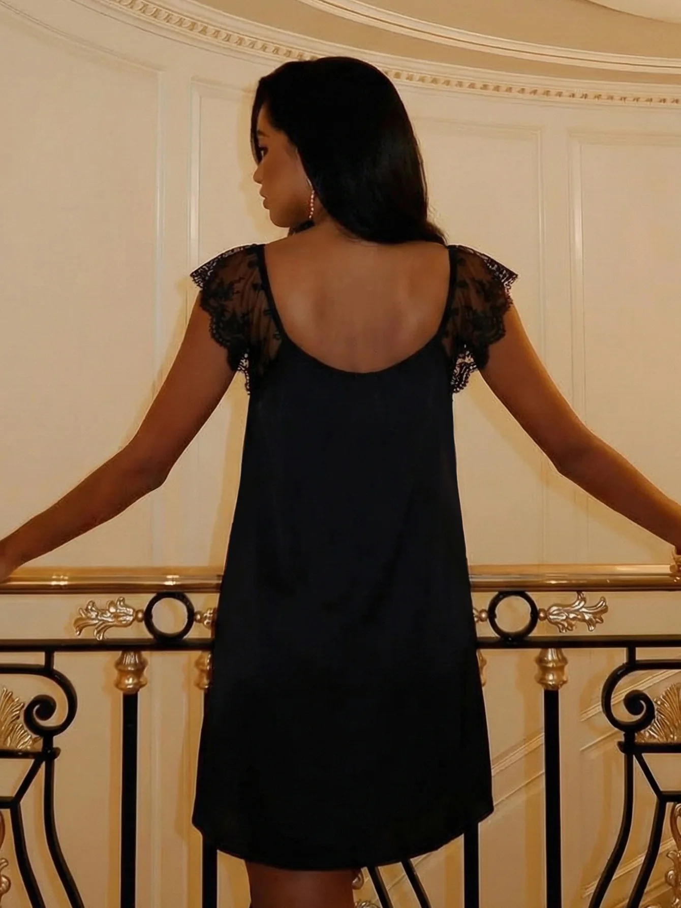 FDYOUI 캐주얼 섹시 레이스 패치워크 미니 드레스 스트리트웨어 Y2K 2026 여성용 밴디지 시스루 새틴 파티 클럽 드레스 화이트 블랙