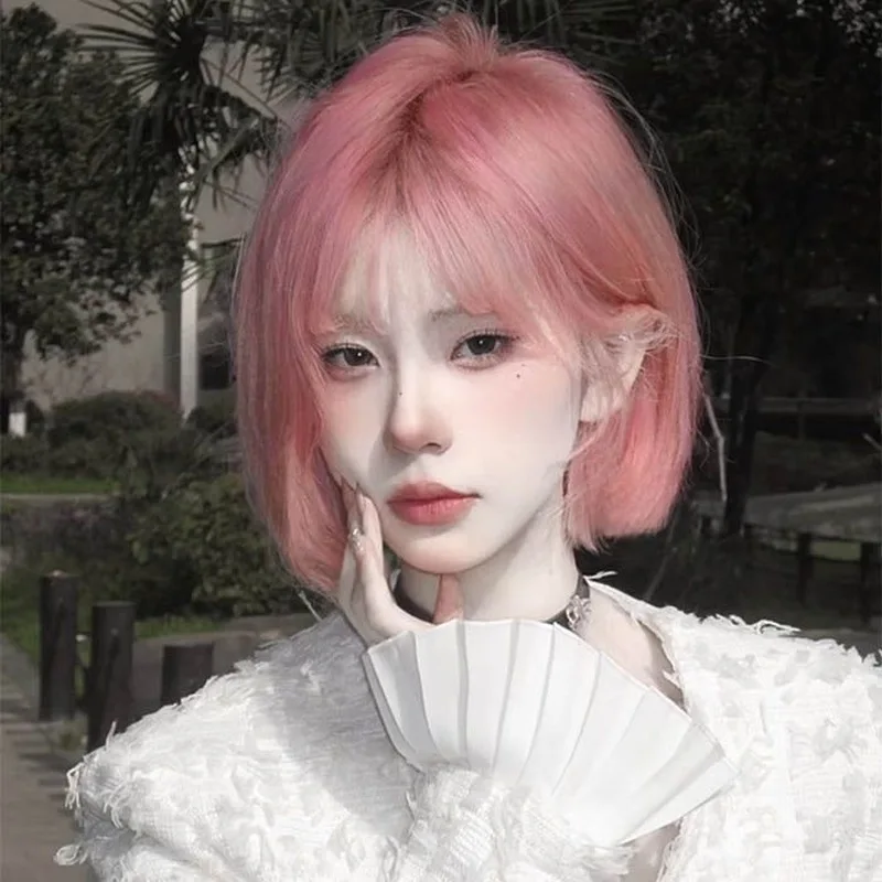 Short wig for women, natural full headpiece, pink with bangs, suitable for round faces, age-reducing bob style, realistic short