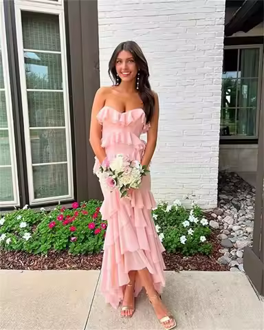 Customized Strapless Ruched Prom Dress Tiered Chiffon Ruffles Bridesmaid Dresses Sweetheart Formal Evening Party Gowns with Slit