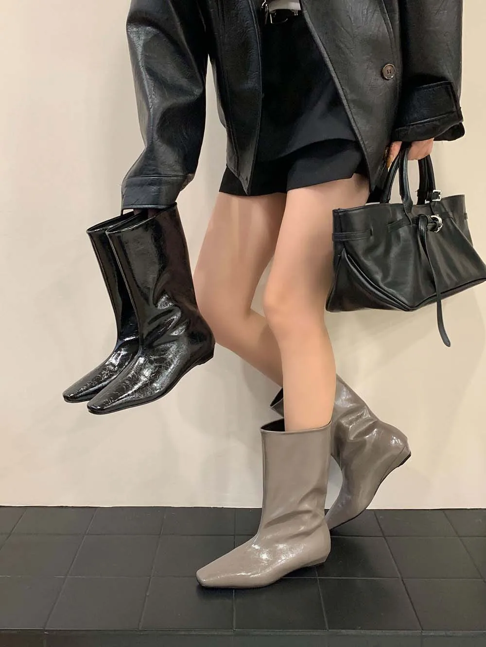 

Женские лакированные кожаные туфли без шнуровки на среднем каблуке, черные, серые туфли на низкой танкетке, модные зимние ботинки, удобные женские ботильоны, размер 35-40