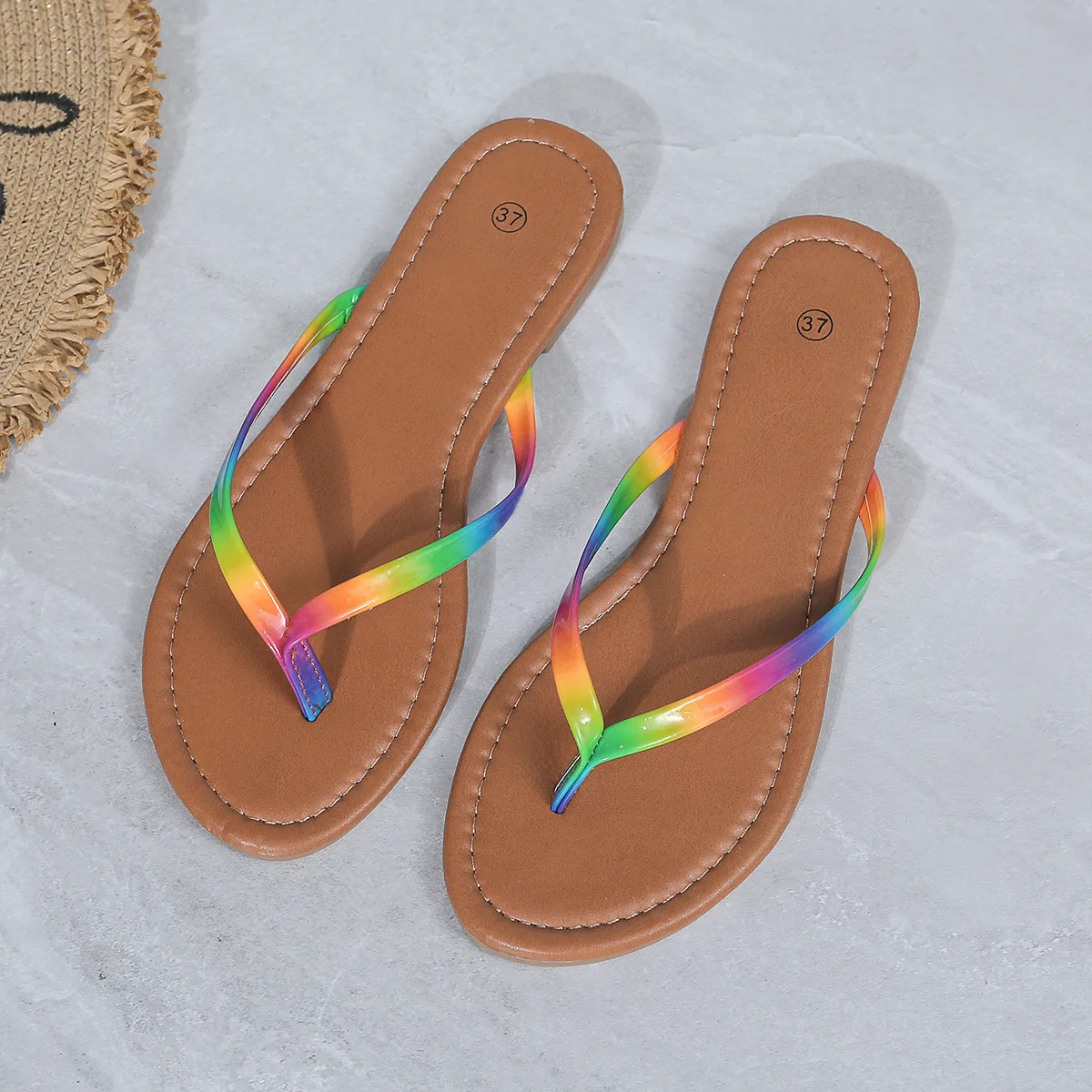 Ladies Shoes Fashion Flat Flip Flops Outdoor Fashion Beach Soft Sole Flip Flops Summer Platform Flat Heels Sandals Women Slides