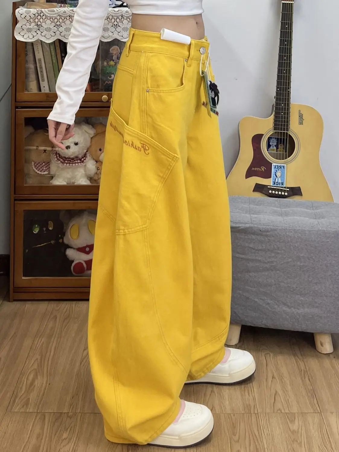Gele jeans met wijde pijpen voor kinderen, losse en luie stijl broek met rechte pijpen, zakken en vloerlengte broek