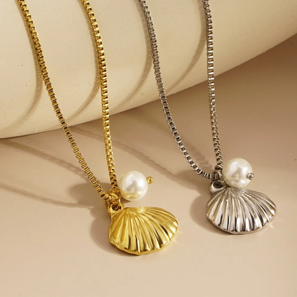 New Arrival Shell Pearl Combination Necklace Stainless Steel Women's Short Clavicle Chain Pendant