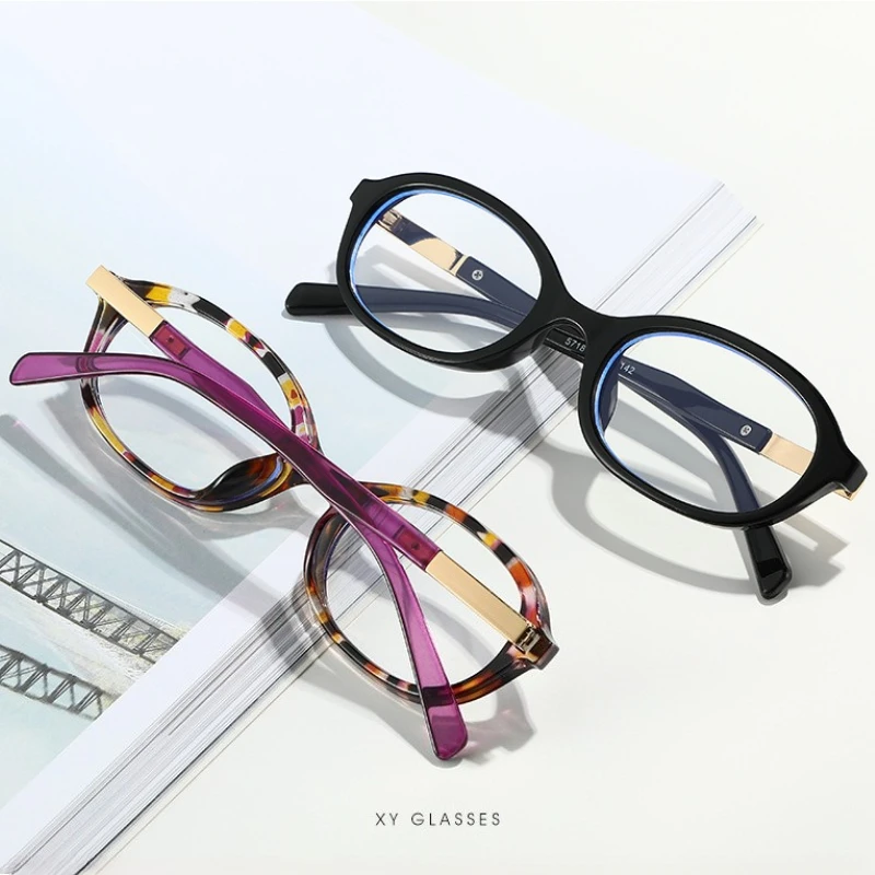 Fashionable Oval Small Frame Glasses Lightweight and Comfortable Flat Light Glasses Women's Light Luxury Anti Blue Light Glasses
