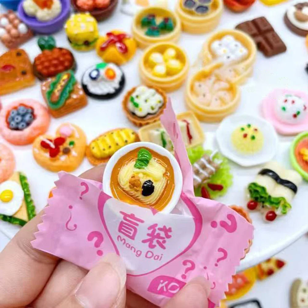 Mini Independent Packaging Blind Bag Style Random Surprise Animal Model Toy Dog Kawaii Simulation Animal Birthday Party Favors