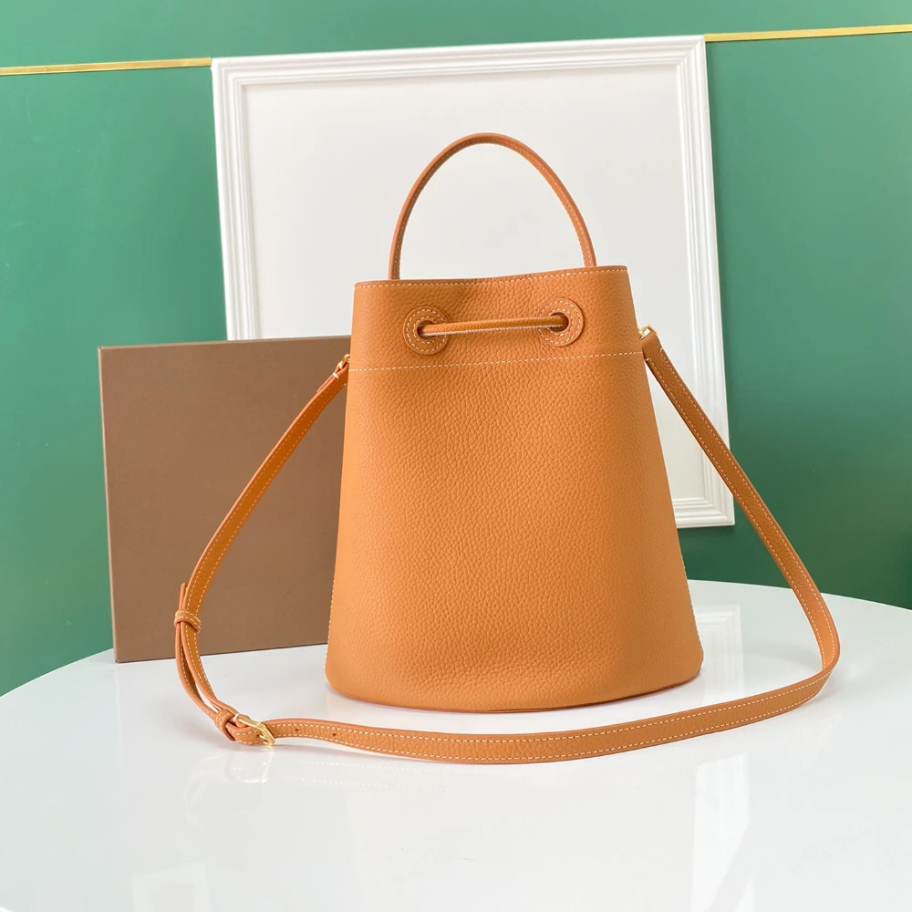 

2025 New Luxury Cowhide Handbags High Quality Large Capacity Women Designer Bags Ladies Famous Brand Crossbody Bag