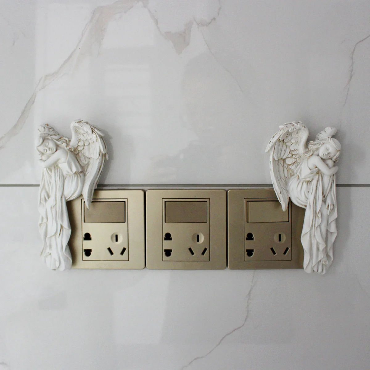 1pc New Creative Fashion Home Living Room Wing Angel-Shaped Door Frame Switch Decorative Resin Craft Artwork