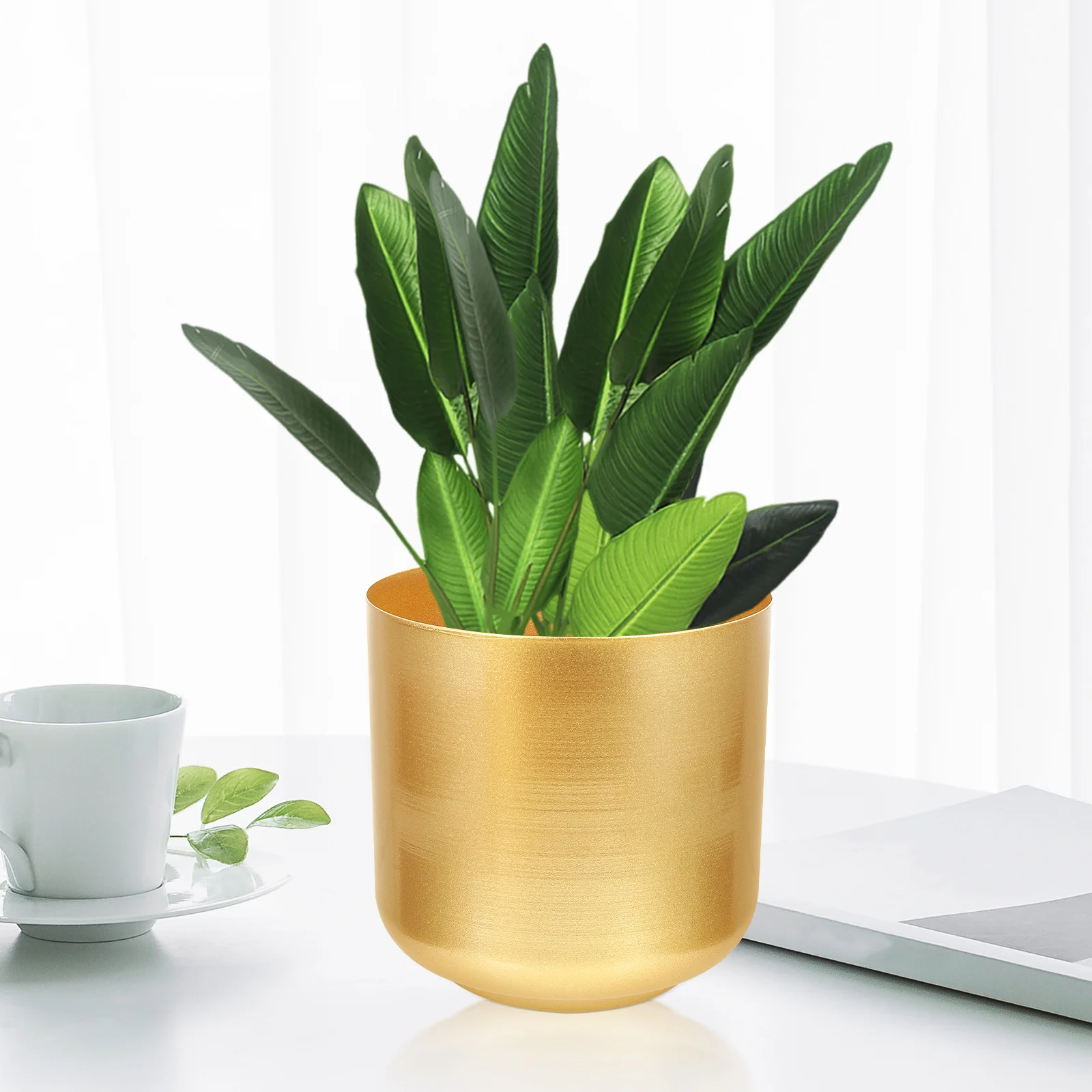 

2pcs Hug Bucket Planter Pots Single Golden Cauldron for Indoor Office Plants Metal Modern Shaped Iron Succulent Desktop Flower