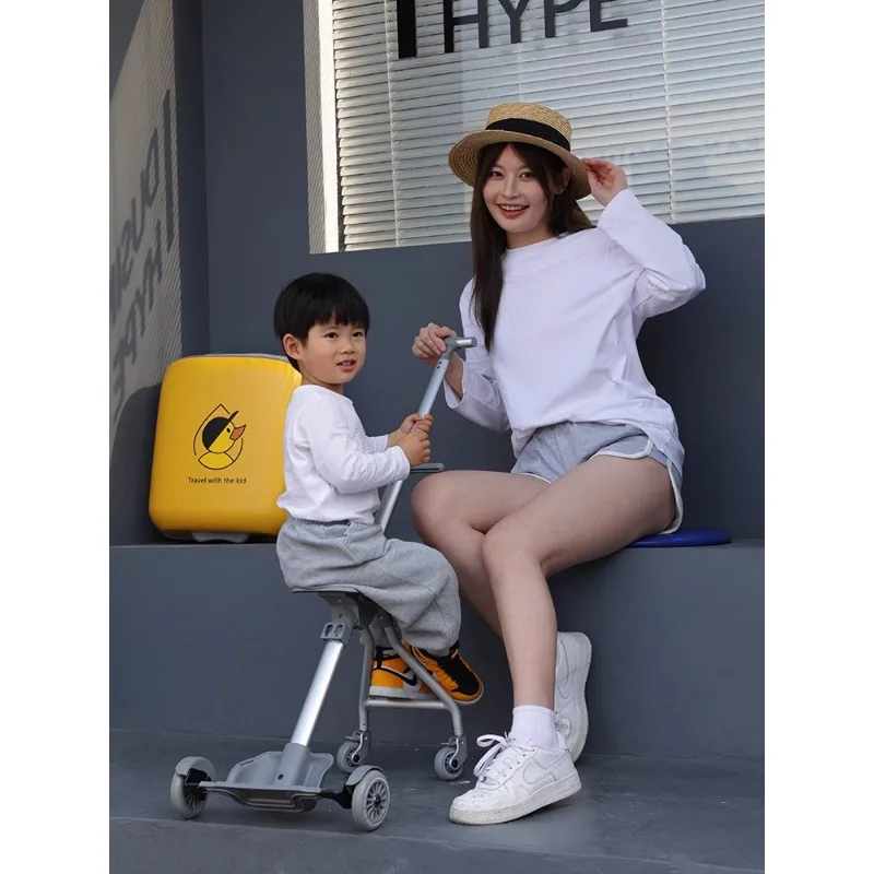 Детские чемоданы, доступны для посадки, 1 шт.