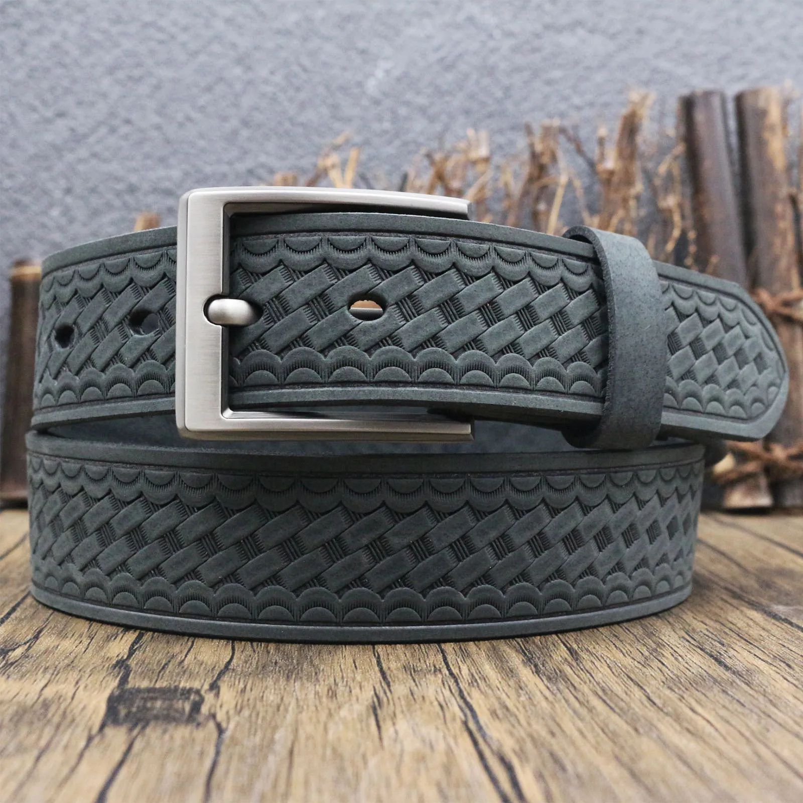 Men Top Grain Crazy Horse Cowhide Belt Vintage Burnished Tooled Pattern Corrosion‑Resistant Metal Pin Buckle Neat Stitching