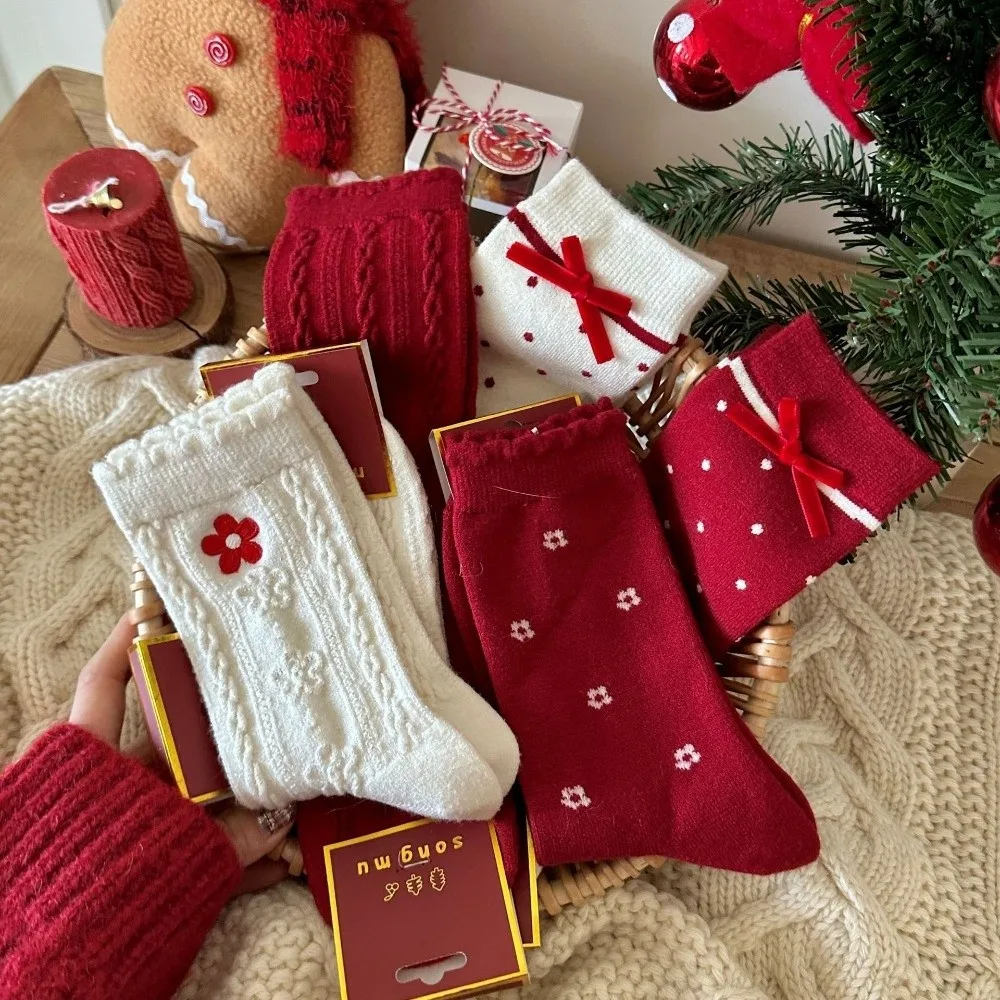 Versatile Cute Pattern Christmas Socks Red Color Soft Mid-Calf Socks Breathable Thick Warm Polka Dot Socks