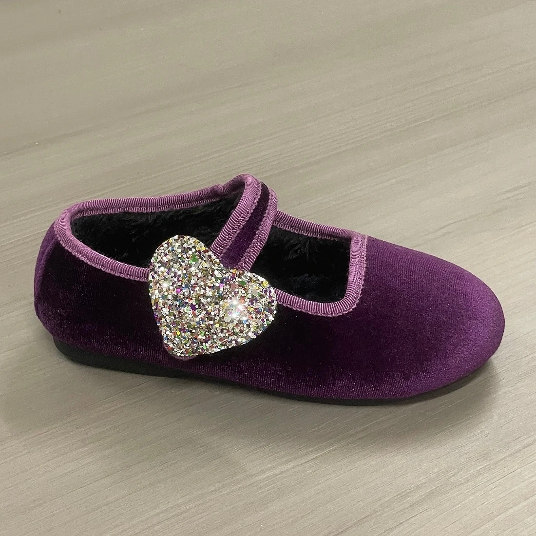 Popular Personality Heart Shape Princess Shoes Dressing Shallow Camping Performance Girls' Shoes Christmas Gift