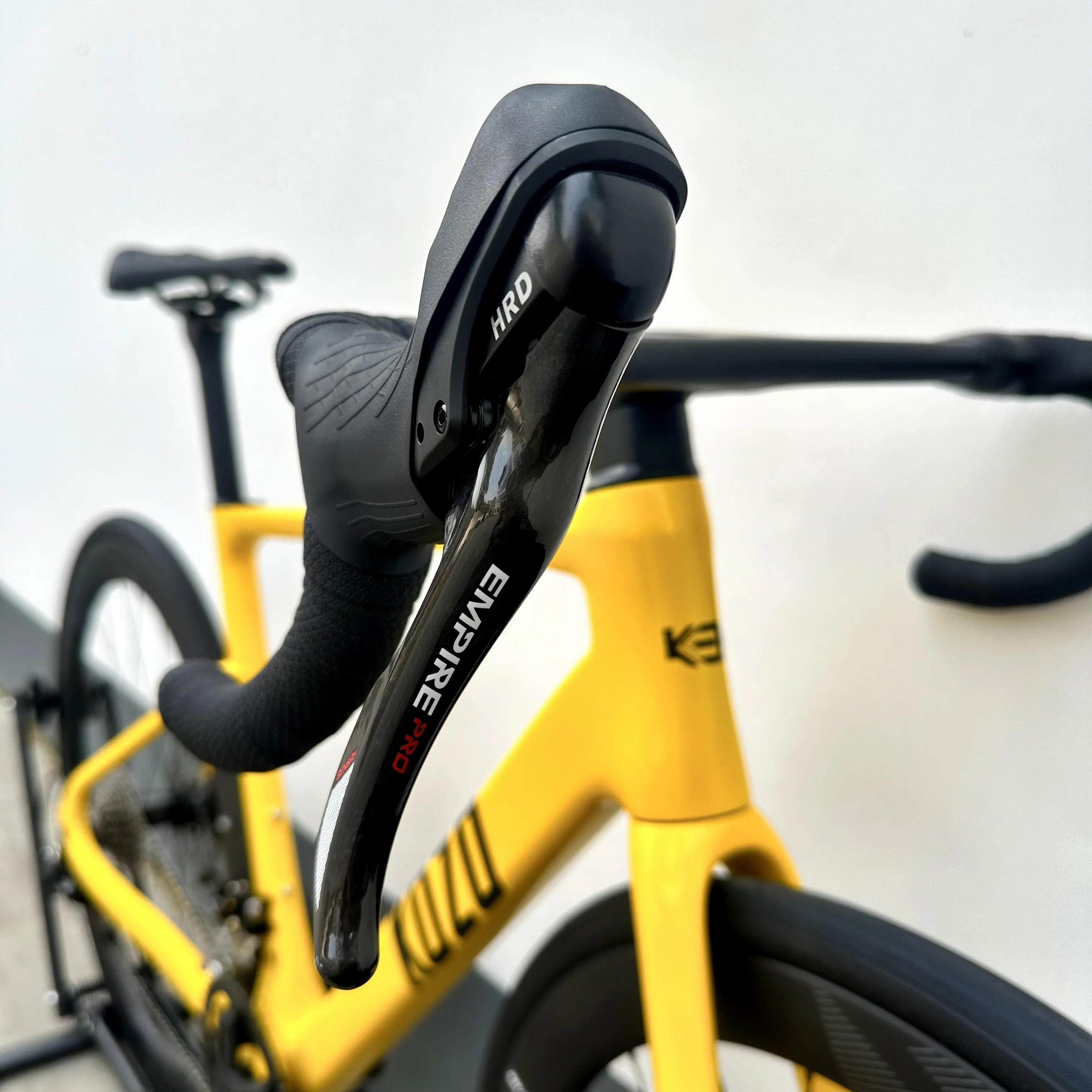 

Big Size 61cm KOZO Factory Limit Endurance T800 Carbon Fiber Road Bike 24s Full Hydraulic Disc Brake Carbon Fiber Racing Bike