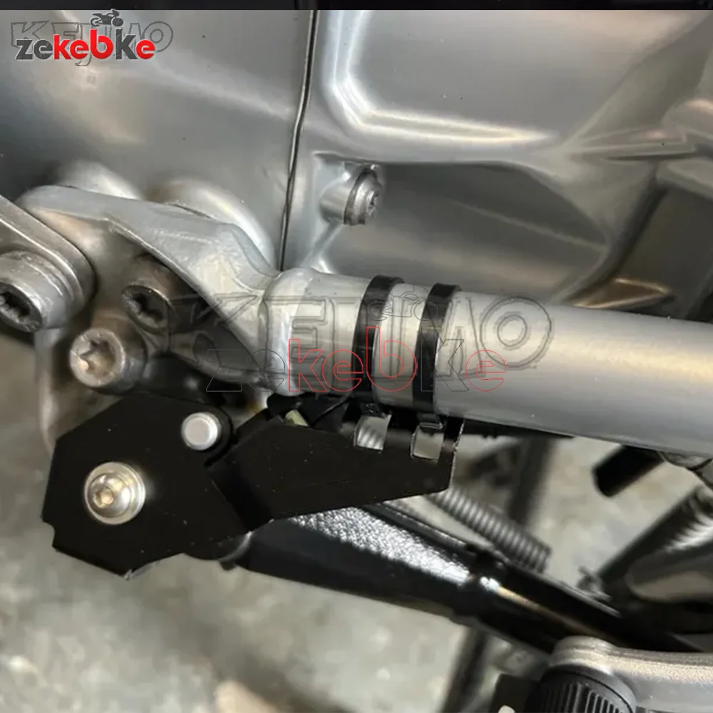 

For BMW R1200R R1200RS R1200GS Adv R1250GS Adv R1250R R1250RS 2014-2026 Motorcycle Sidestand Side Stand Switch Protector Cover
