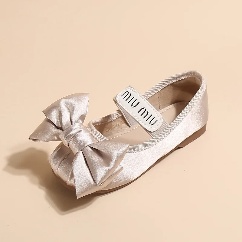 Dziewczęce buty z kokardą jesień i zima nowe jedwabne buty do tańca paryskiego buty dziecięce kokarda wstążka Mary Jane dziecięce buty