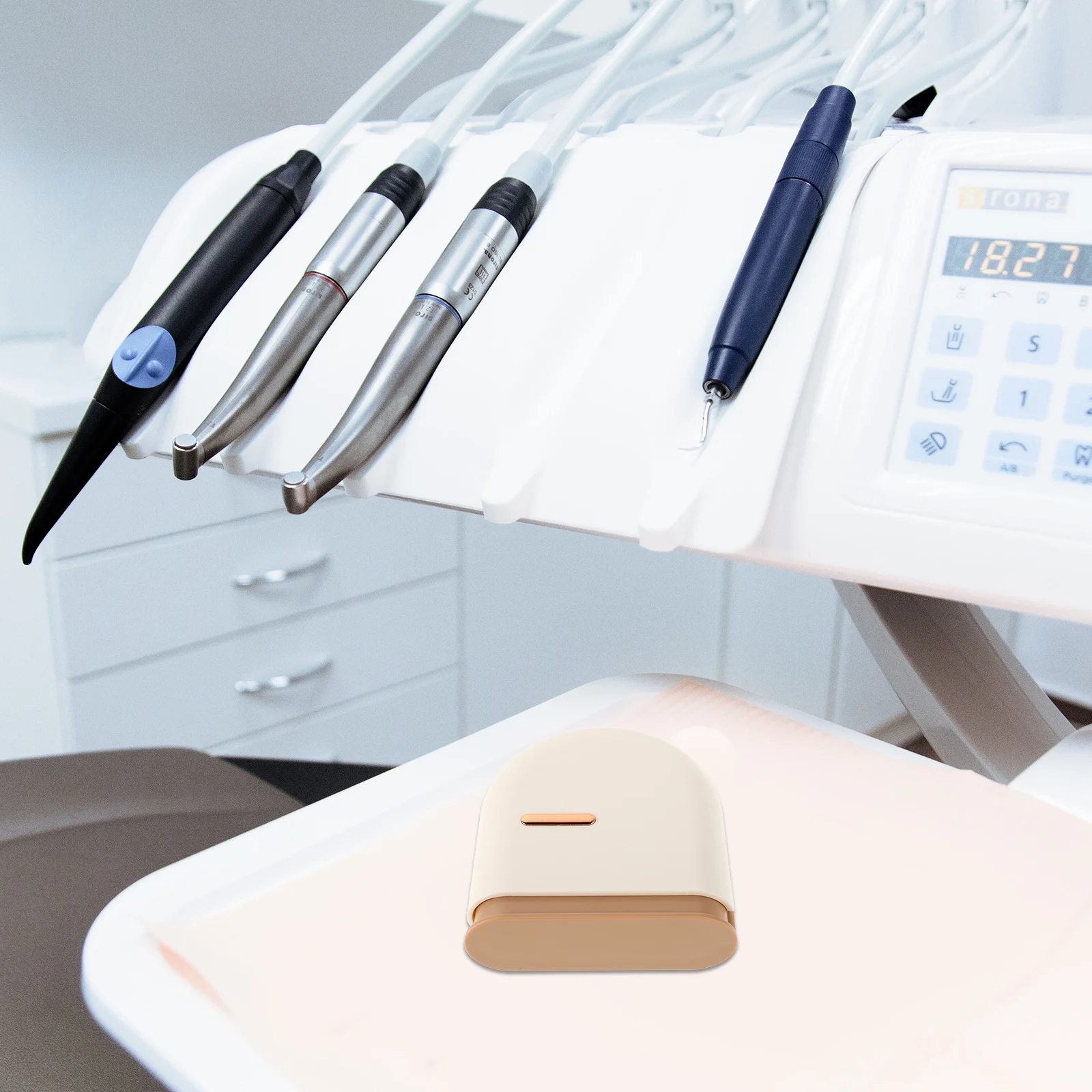 

Футляр-фиксатор, тонкий портативный пластиковый ящик для хранения брекетов, выравнивателей вставных зубов, дорожный держатель, небольшой органайзер для аксессуаров