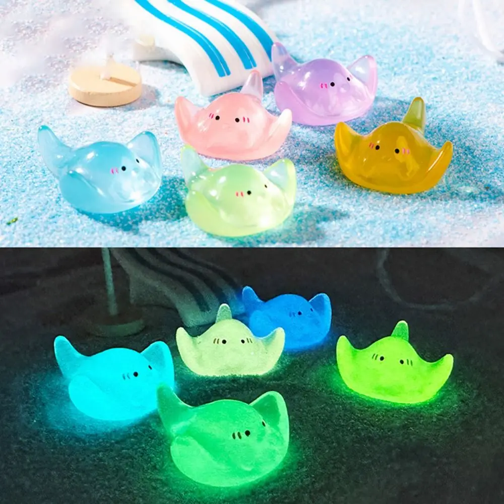 Marine Animal Series Sea Fish Model Resin Colorful Luminous Jellyfish Ornament Luminous Pearl Shell Decoration Fish Tank